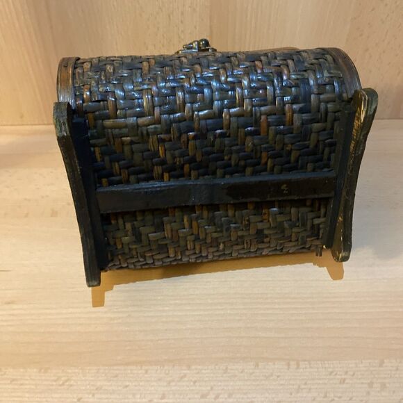 Wooden Woven Bamboo Hinged Lock Jewelry Keepsake Box Home Decor - Picture 10 of 10